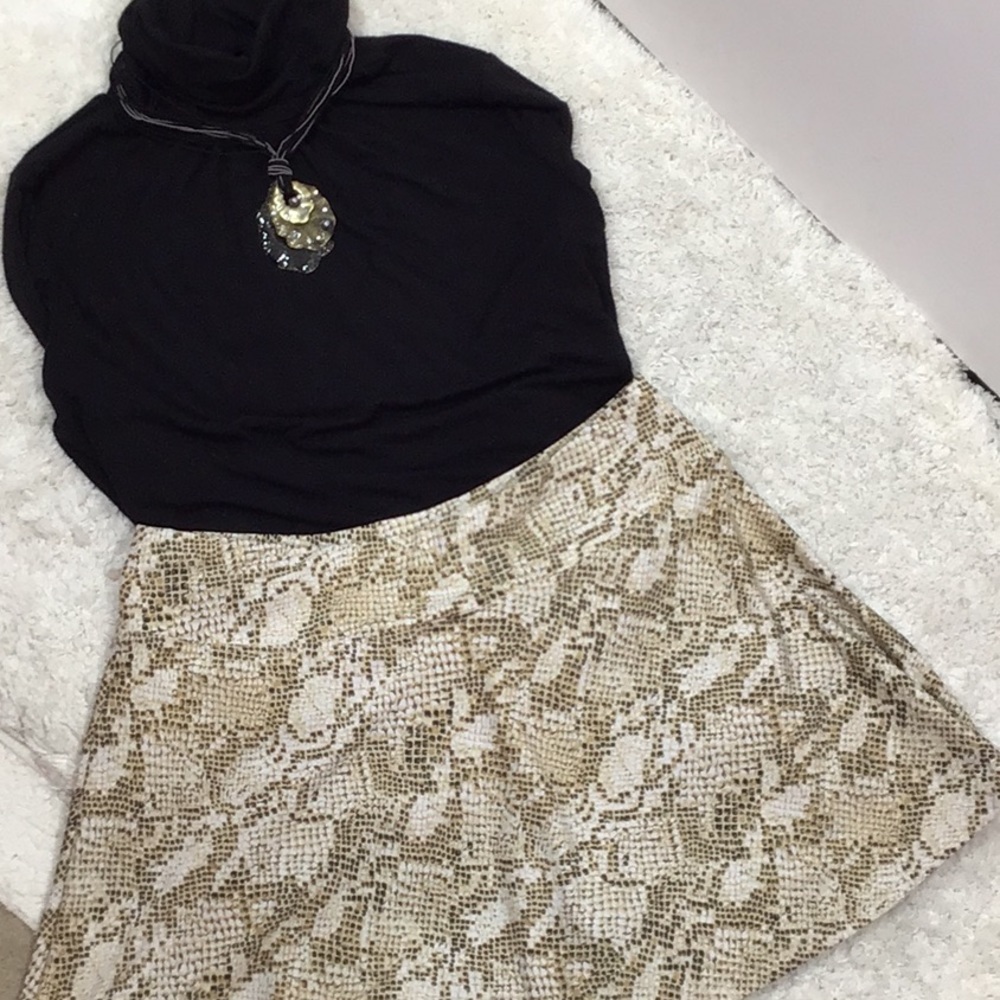 Tail Tech animal print athletic skirt+ free shorts